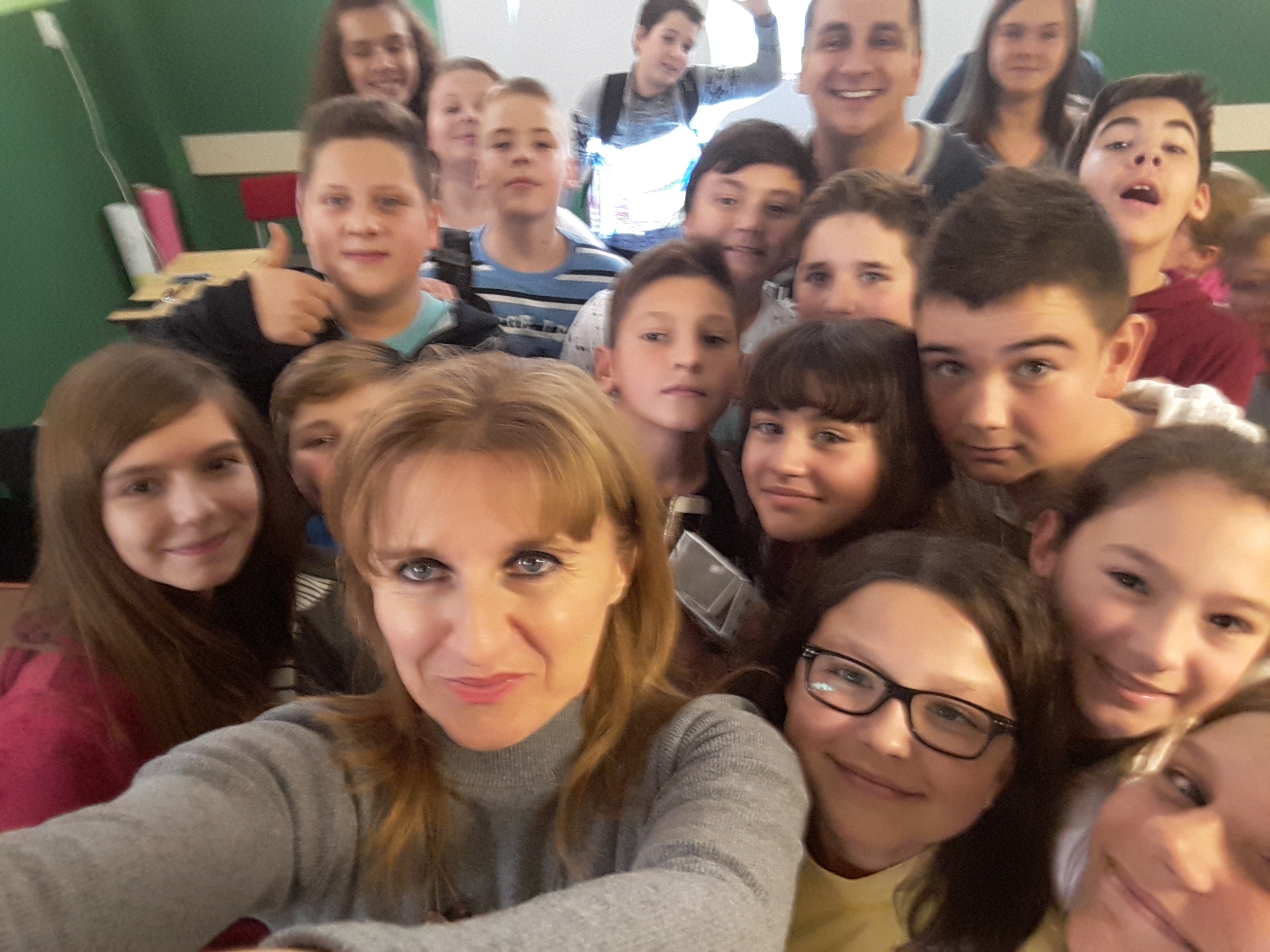 Школа за 21. век – микро бит