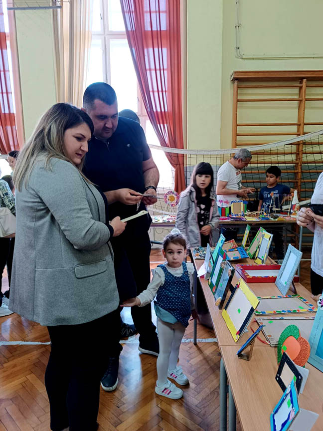 Хуманитарни базар