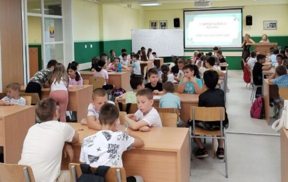 Квиз знања уз осмехе и аплаузе