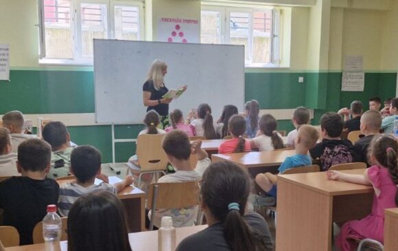 Књижевно преподне са песникињом Лелом Стојановић
