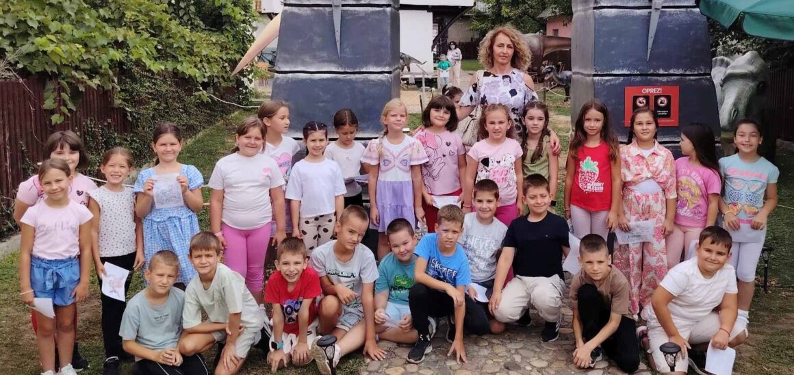 Свет диносауруса