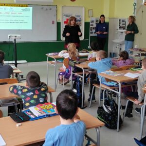 627483694_1229347995955572_2776704448867314909_n Превенција деформитета кичме