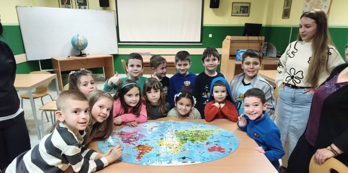 Heading Svastaonica svet Сваштаоница – Пут око света
