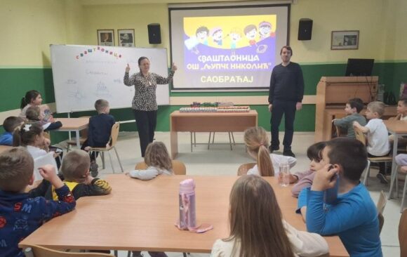 Heading Svastaonica saobracaj Сваштаоница у знаку саобраћаја