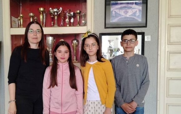 КЕНГУР БЕЗ ГРАНИЦА