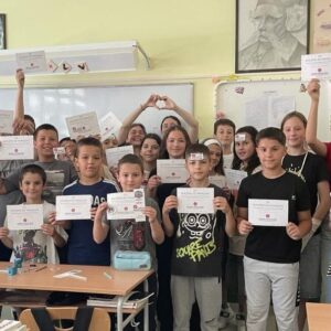Кристин и Зое у посети нашој школи
