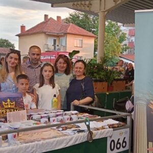„ЗА ДРУГАРСТВО“ НА НОЋНОМ БАЗАРУ